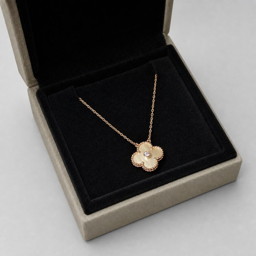 Van Cleef & Arpels Elegant Signature Necklace Style 2 | New with Box